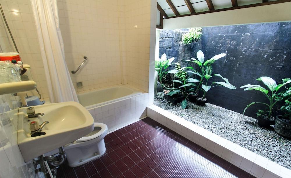 Duta Garden Hotel Yogyakarta Exterior foto