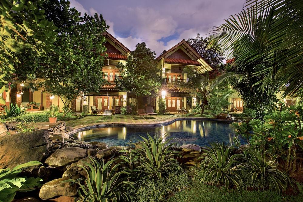 Duta Garden Hotel Yogyakarta Exterior foto