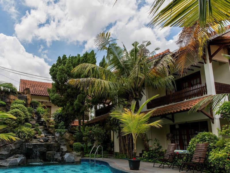 Duta Garden Hotel Yogyakarta Exterior foto